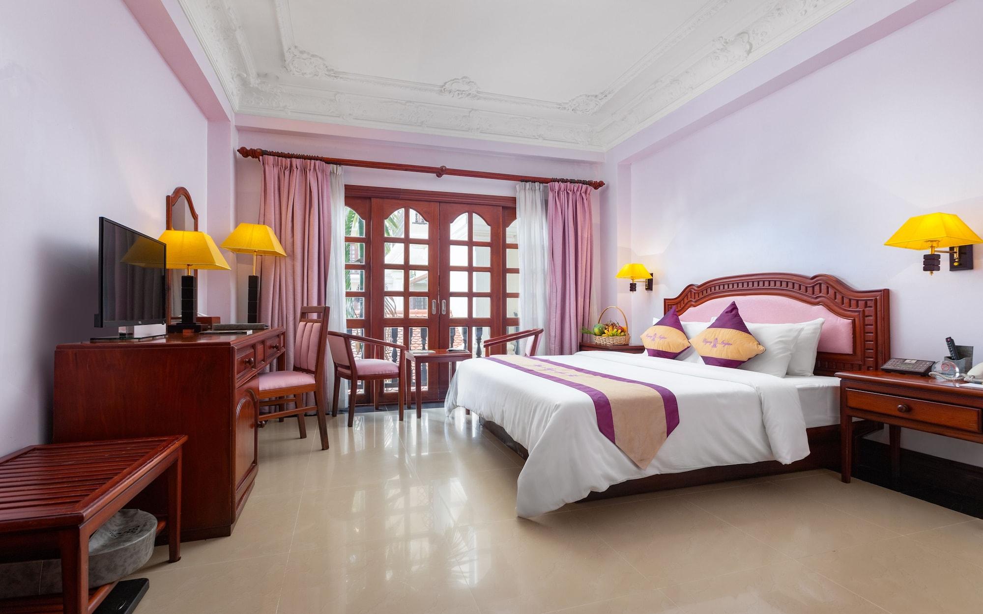 Regency Angkor Hotel Siem Reap Exteriör bild