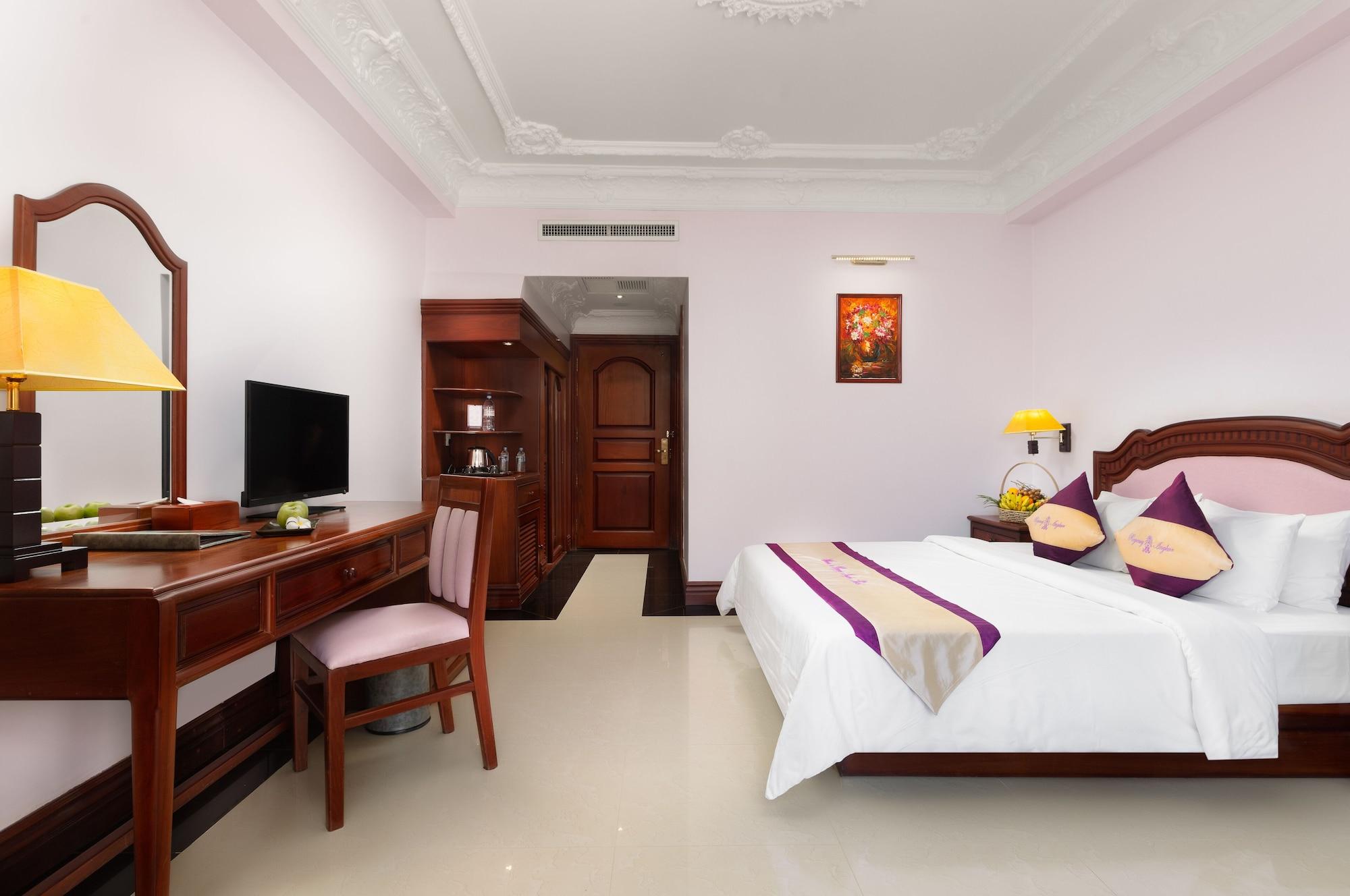 Regency Angkor Hotel Siem Reap Exteriör bild